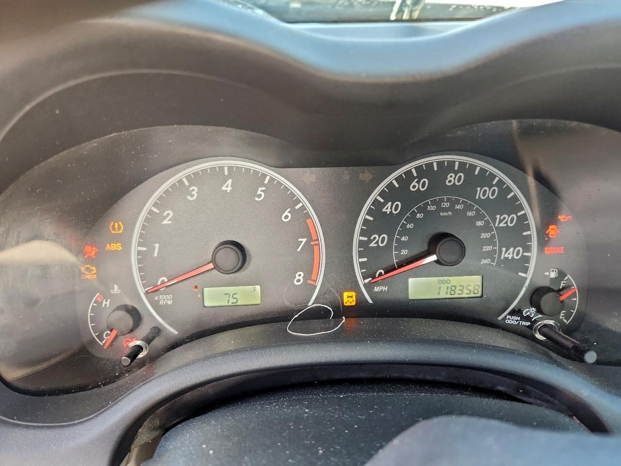 2013 TOYOTA COROLLA BASE photo 9
