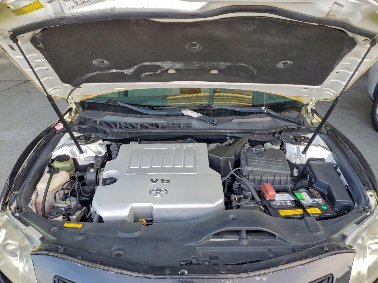 2009 TOYOTA CAMRY SE photo 11