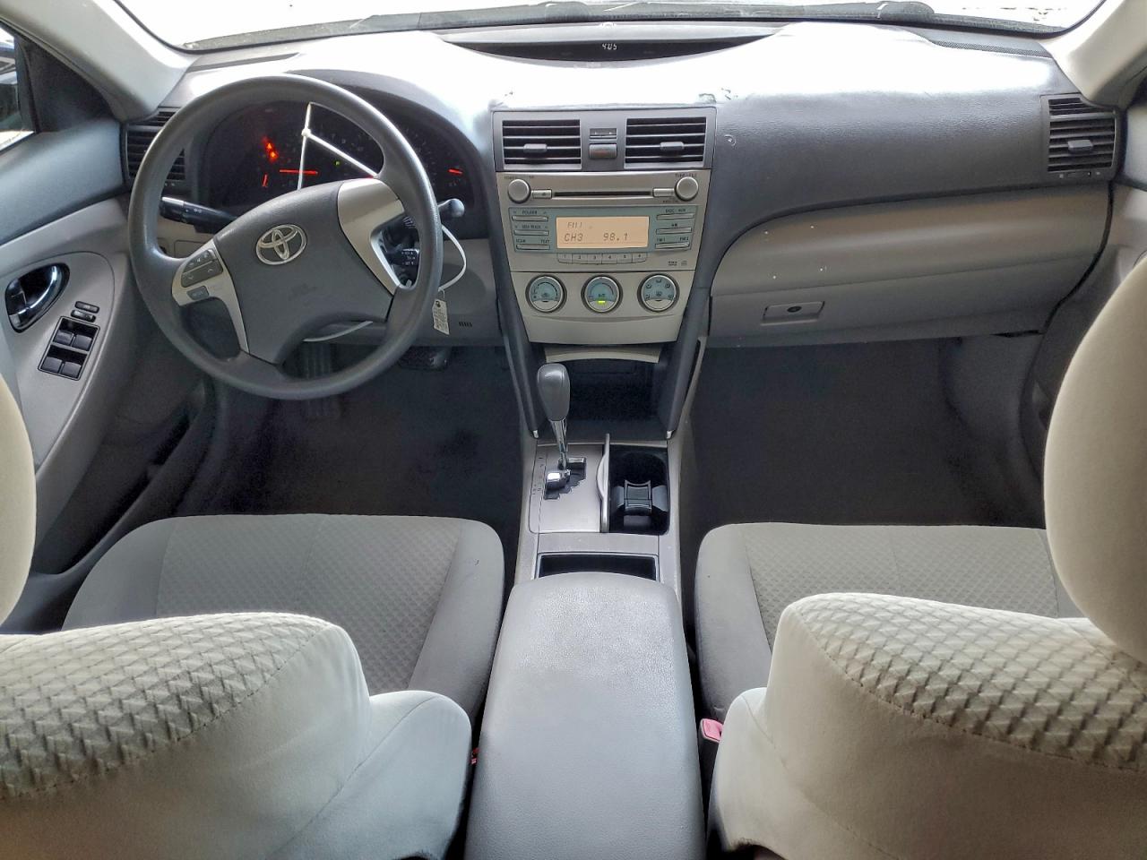 2009 TOYOTA CAMRY SE photo 8