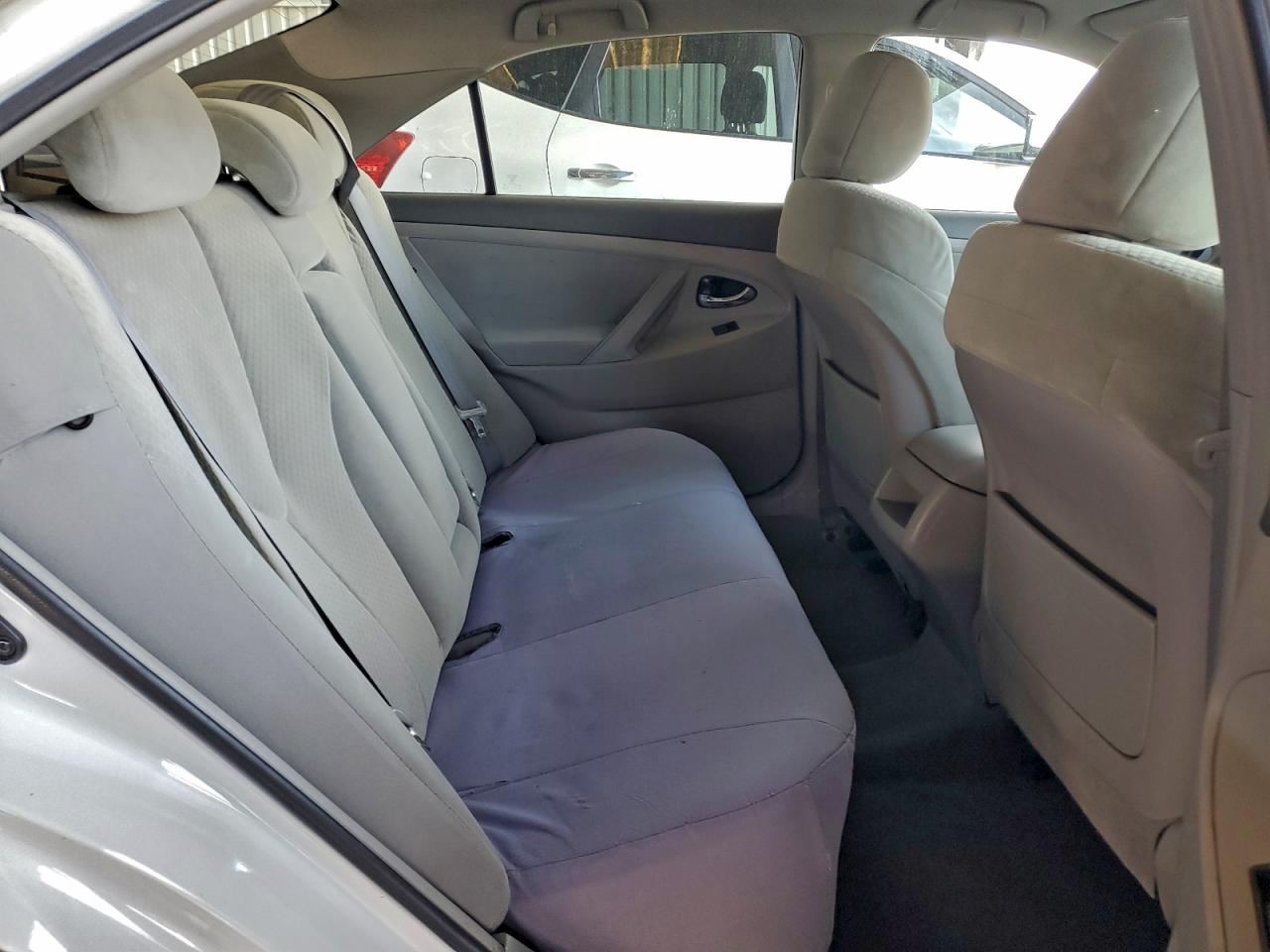 2009 TOYOTA CAMRY SE photo 10