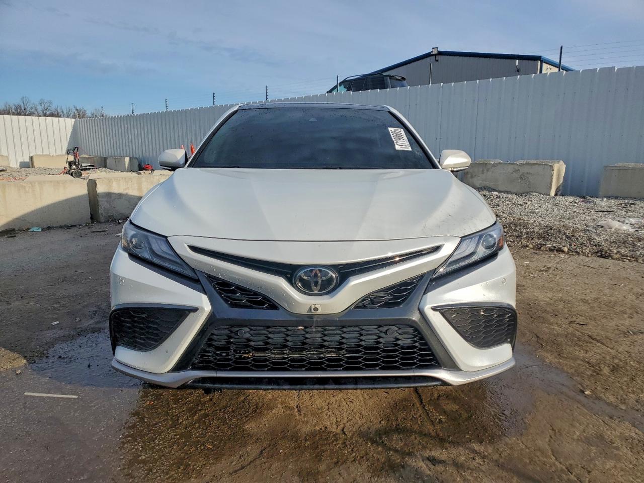 2022 TOYOTA CAMRY XSE photo 13