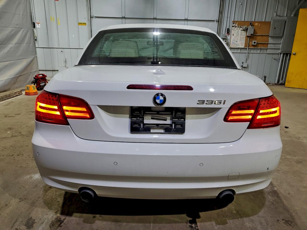 2011 BMW 335 I photo 11