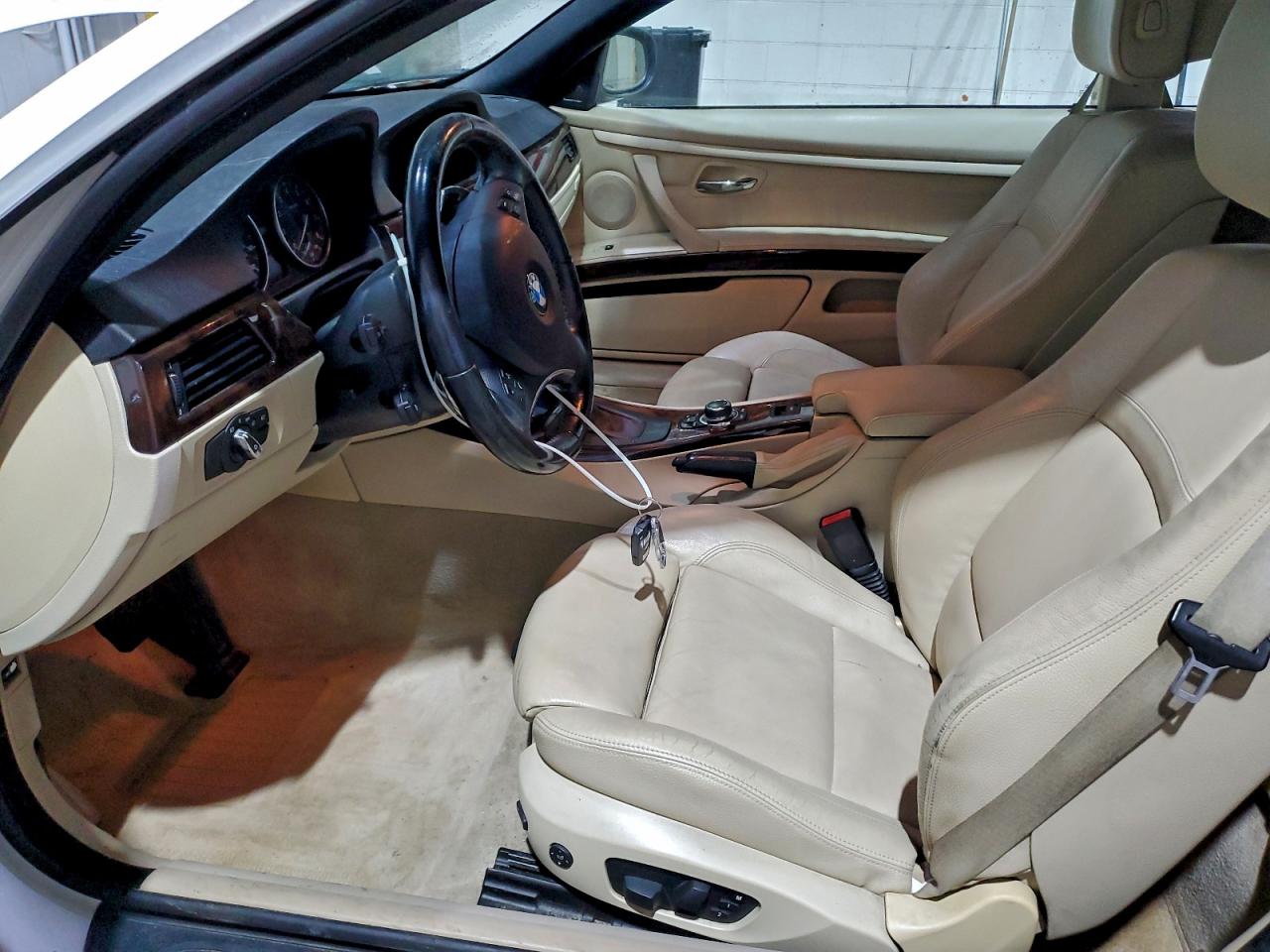 2011 BMW 335 I photo 13