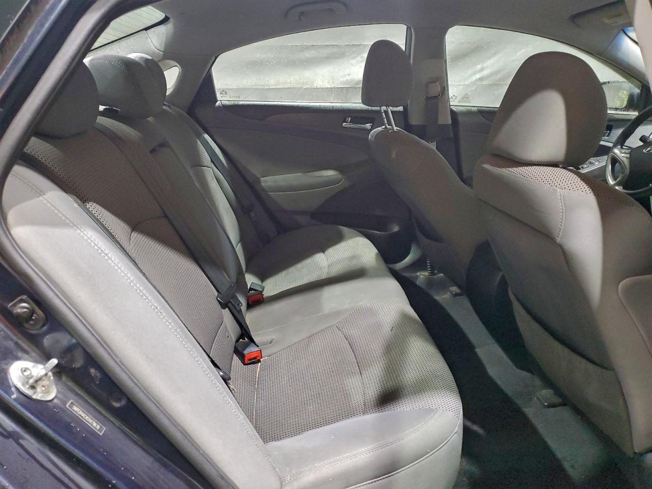 2012 HYUNDAI SONATA GLS photo 10