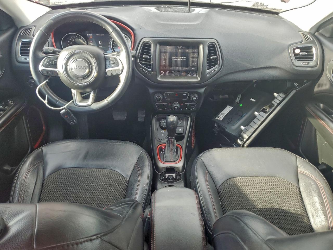 2017 JEEP COMPASS TRAILHAWK photo 8