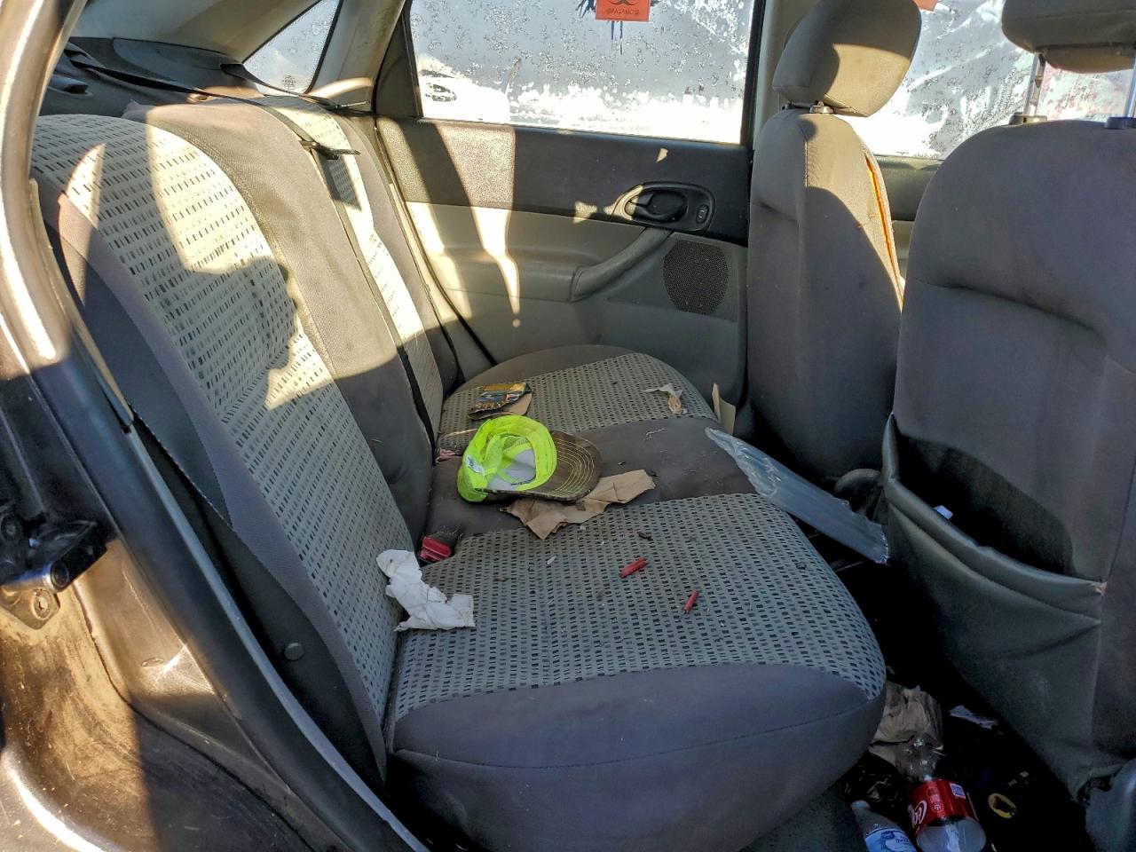 2007 FORD FOCUS ZX4 photo 10