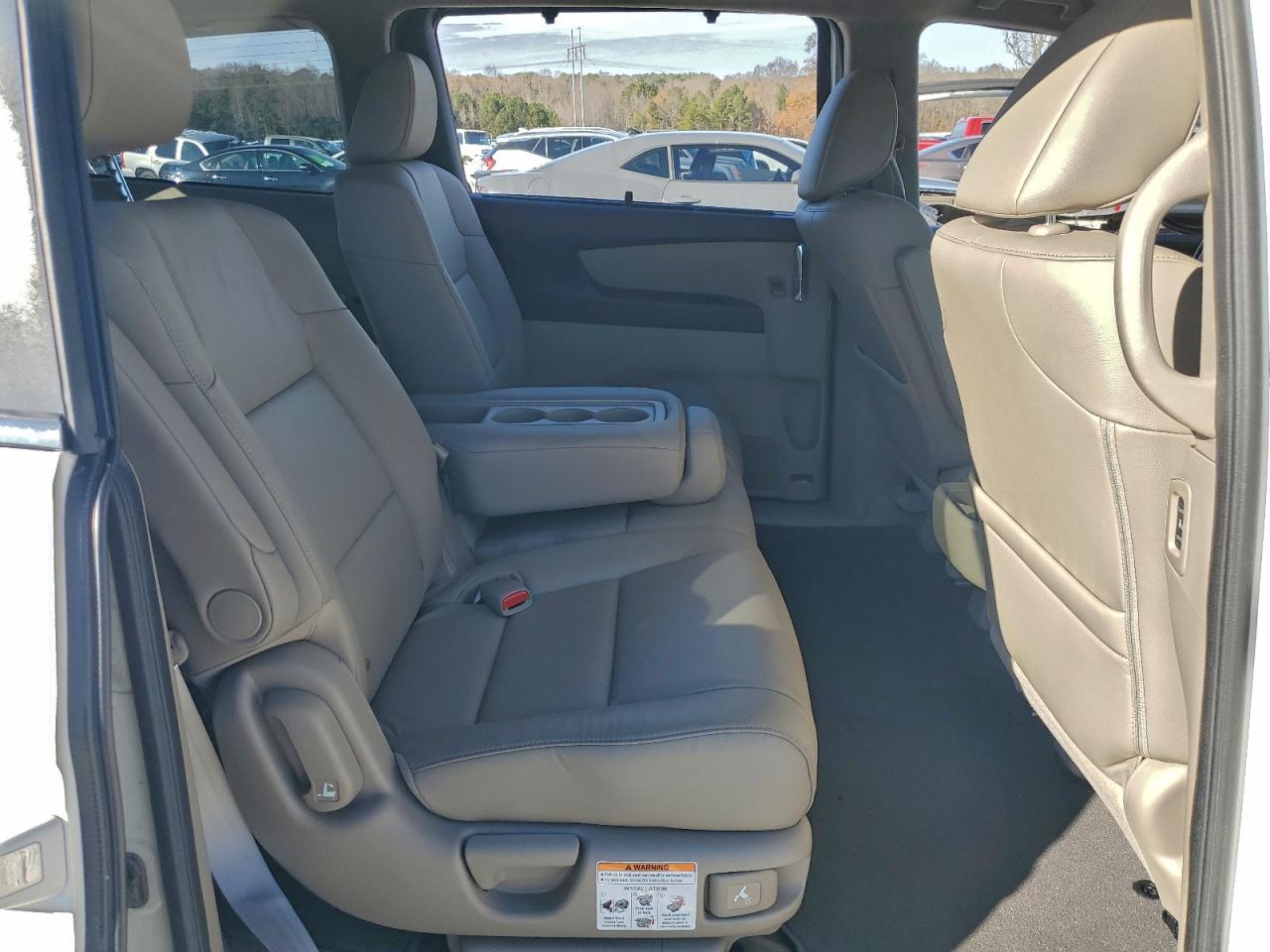 2016 HONDA ODYSSEY EXL photo 11