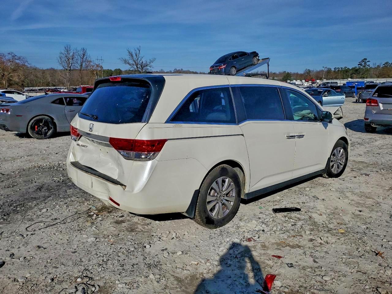 2016 HONDA ODYSSEY EXL photo 3