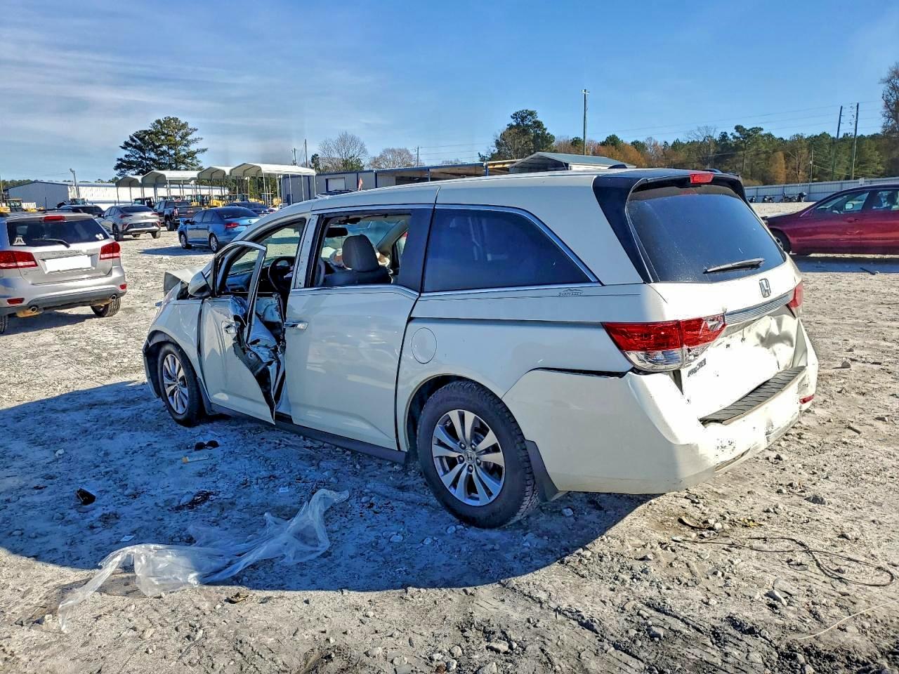 2016 HONDA ODYSSEY EXL photo 2