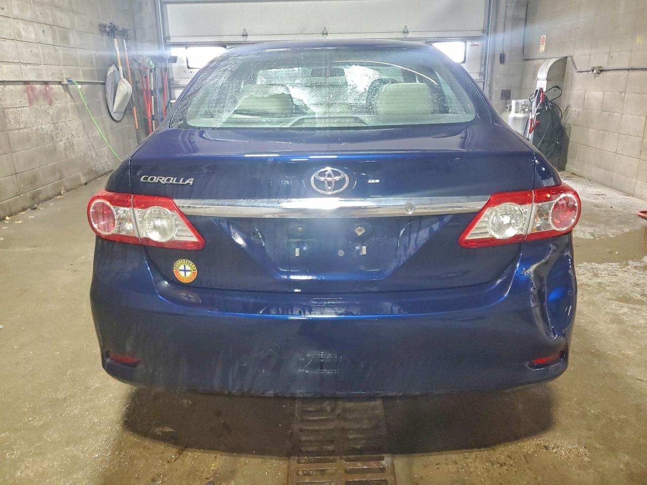 2012 TOYOTA COROLLA BASE photo 6