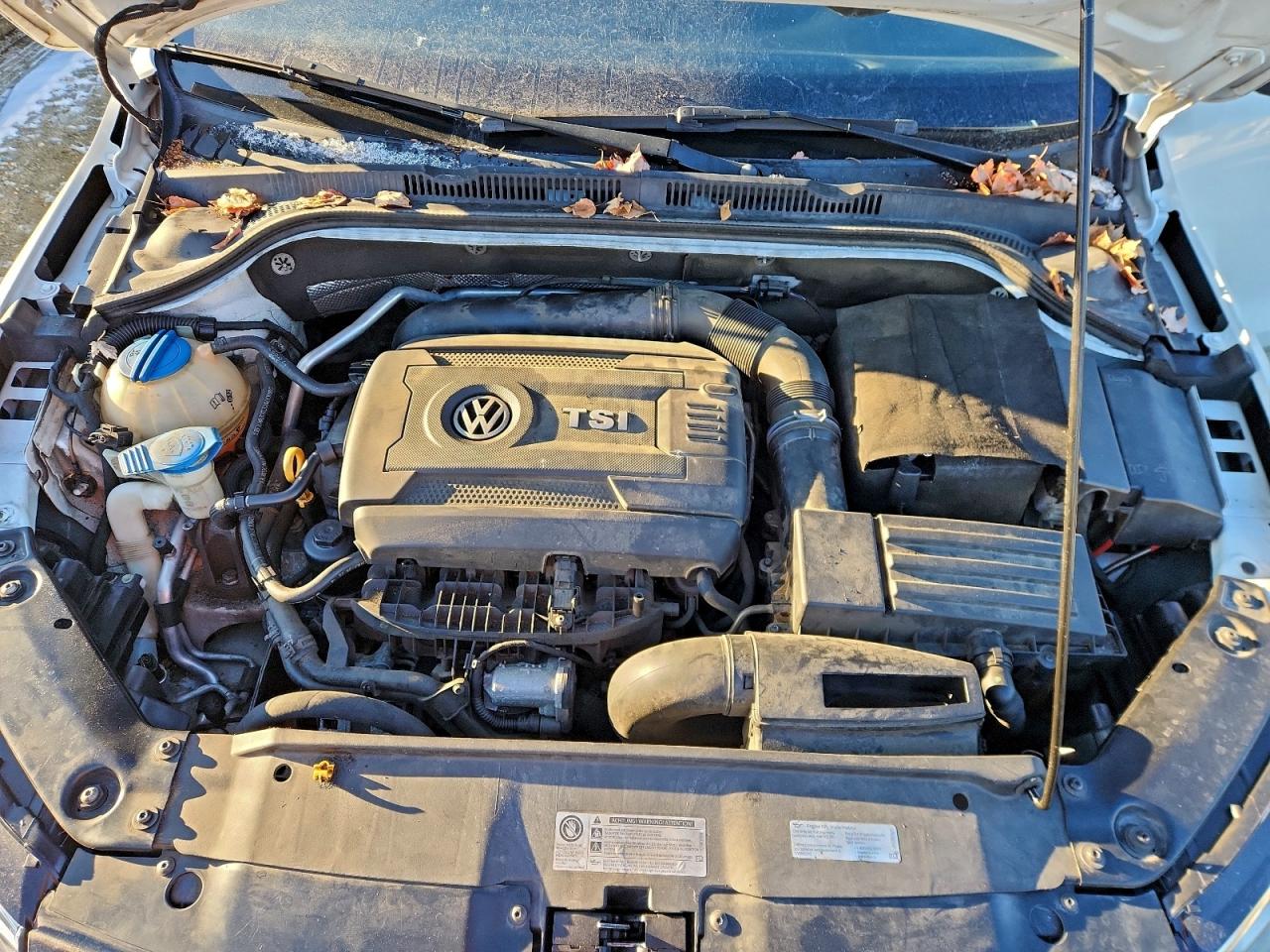 2015 VOLKSWAGEN JETTA SEL photo 11