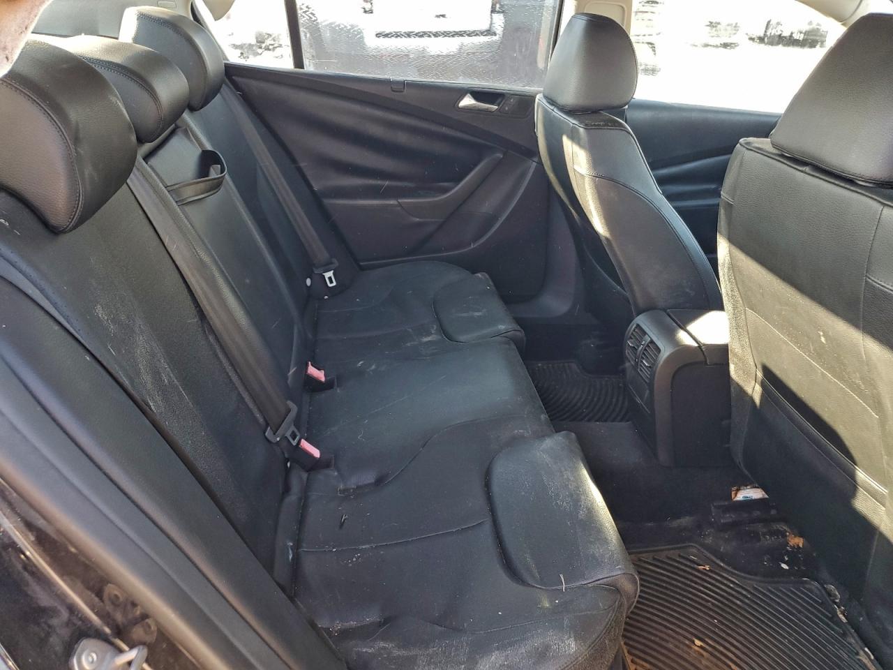 2008 VOLKSWAGEN PASSAT TURBO photo 10