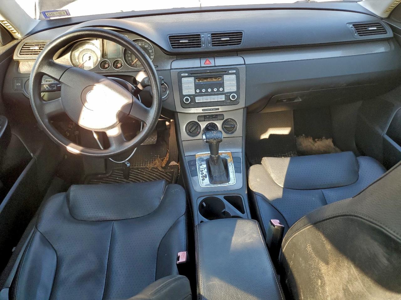 2008 VOLKSWAGEN PASSAT TURBO photo 8