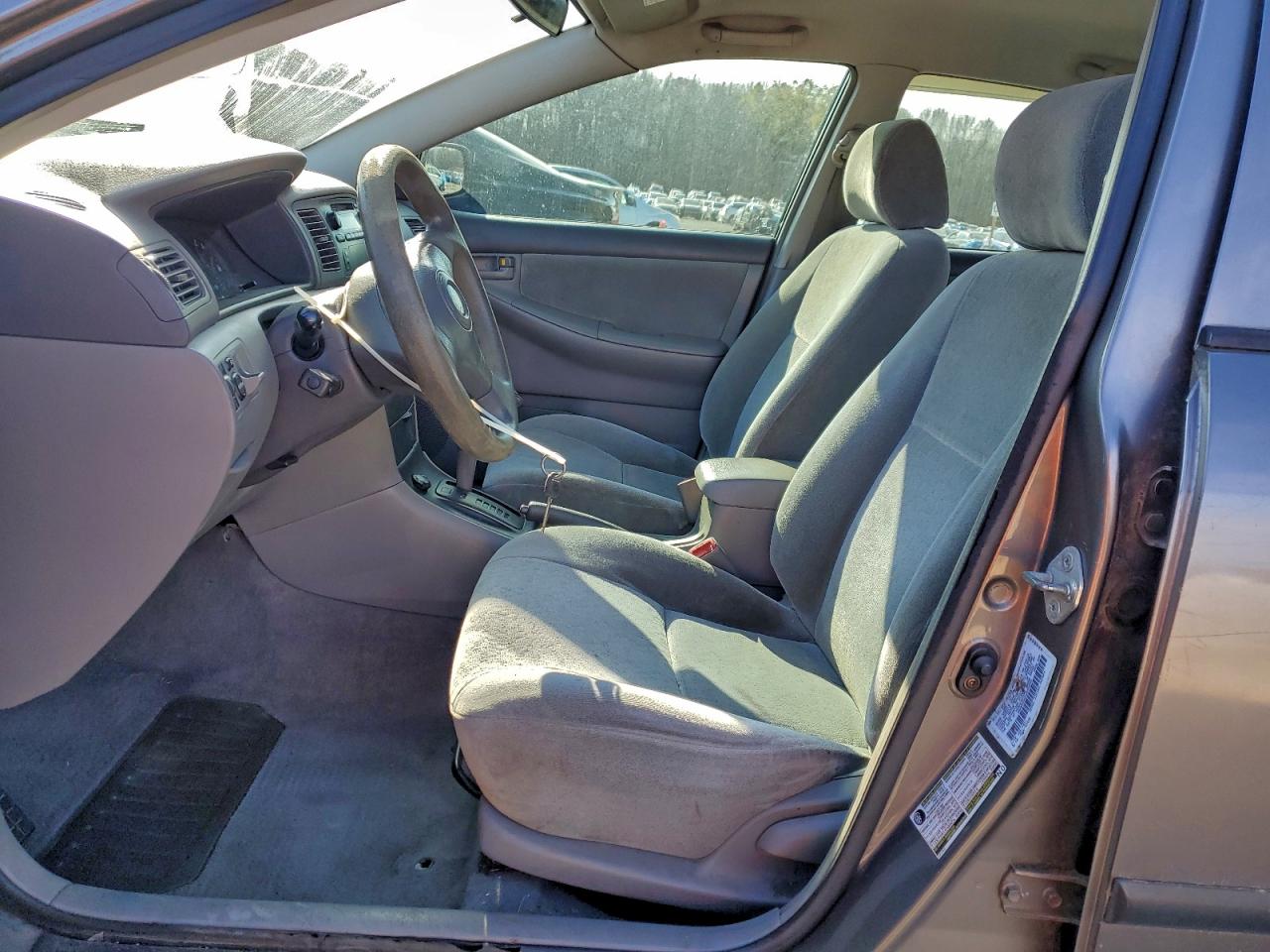 2004 TOYOTA COROLLA CE photo 7