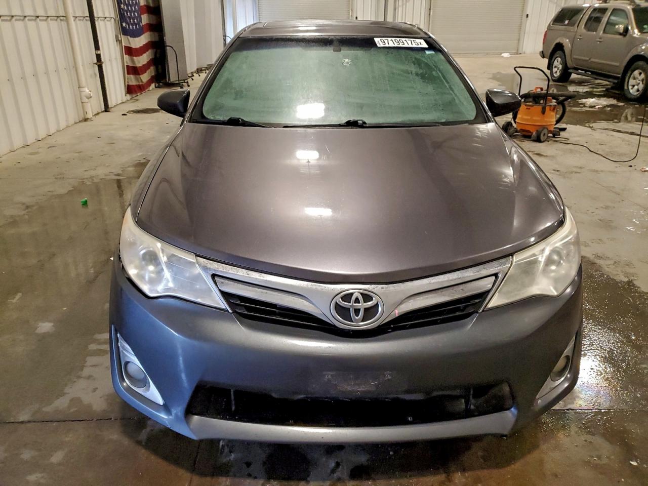 2014 TOYOTA CAMRY L photo 5