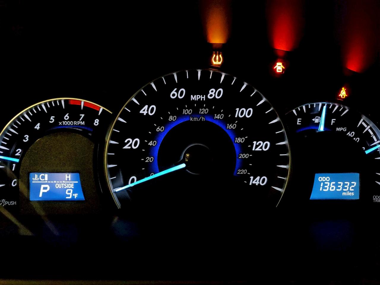 2014 TOYOTA CAMRY L photo 9