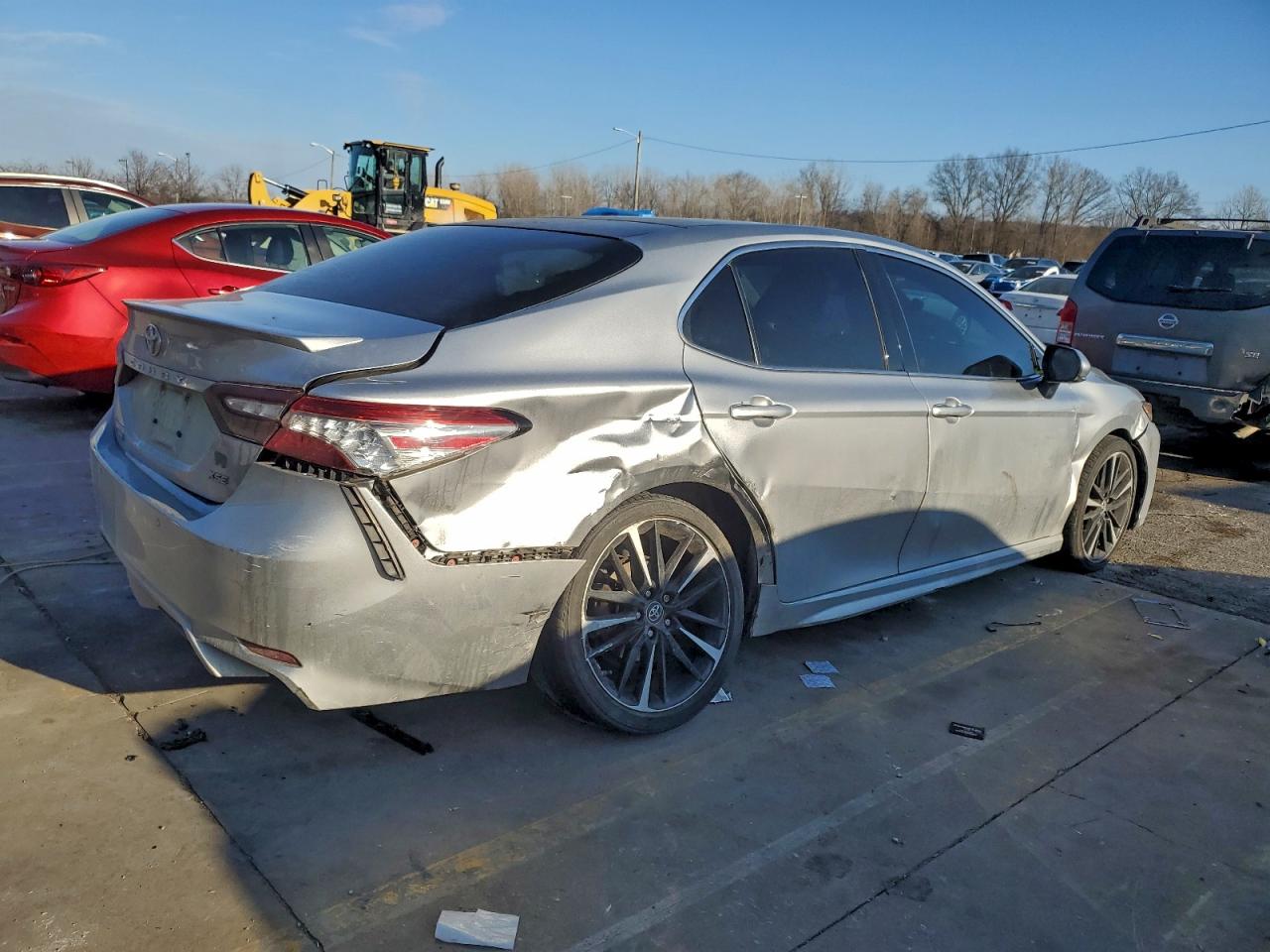 2018 TOYOTA CAMRY XSE photo 3