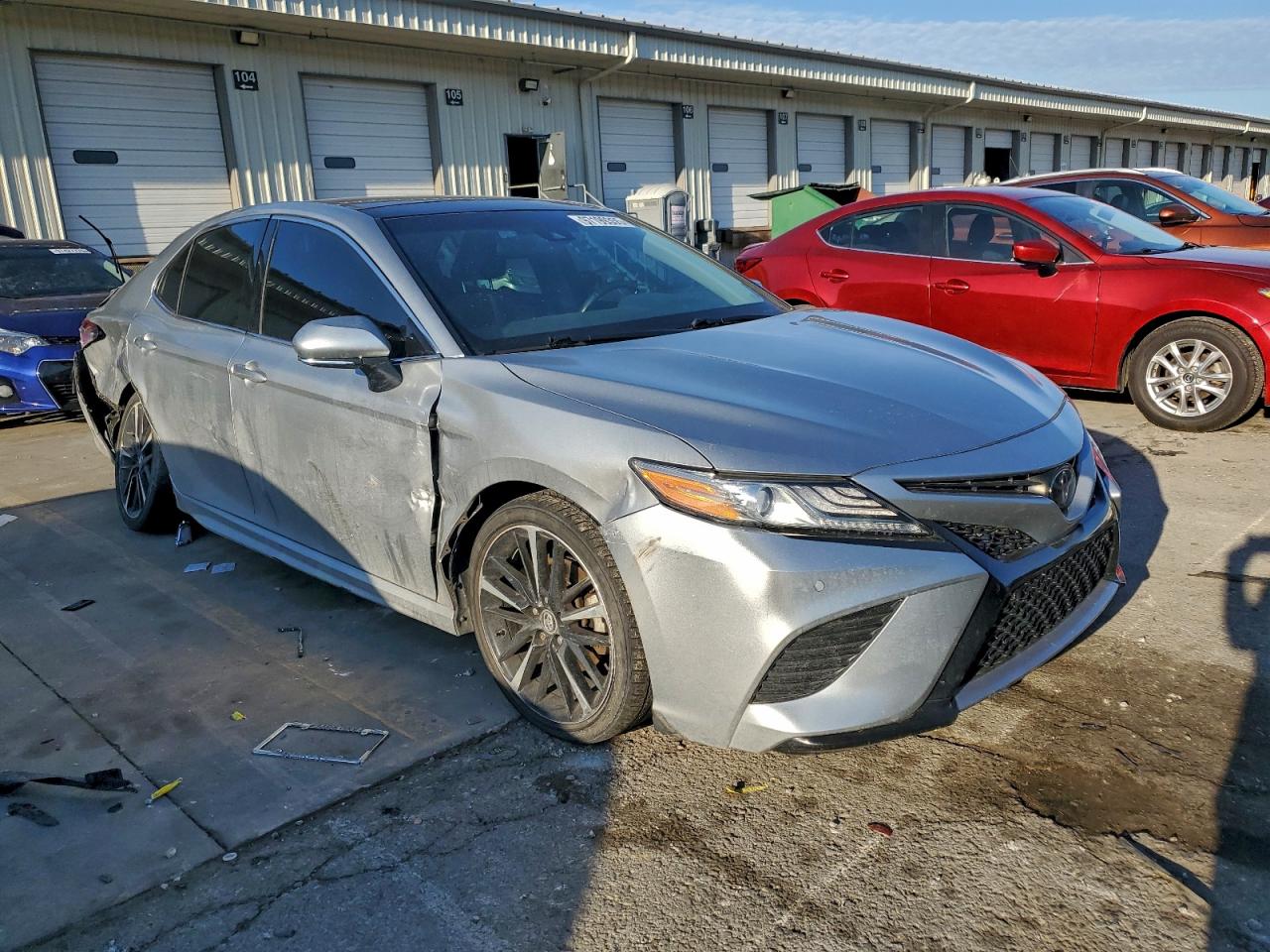 2018 TOYOTA CAMRY XSE photo 4