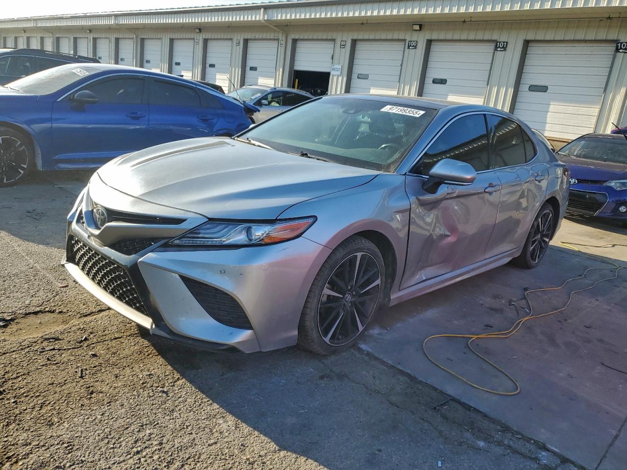 2018 TOYOTA CAMRY