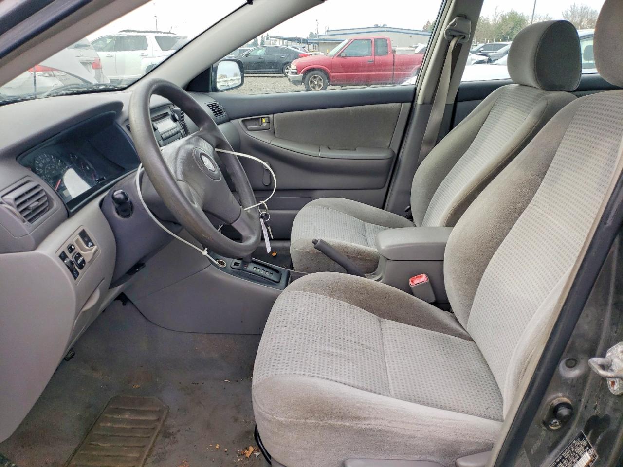 2005 TOYOTA COROLLA CE photo 7