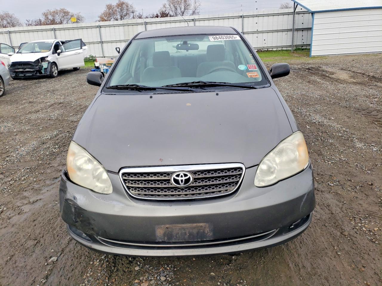 2005 TOYOTA COROLLA CE photo 5