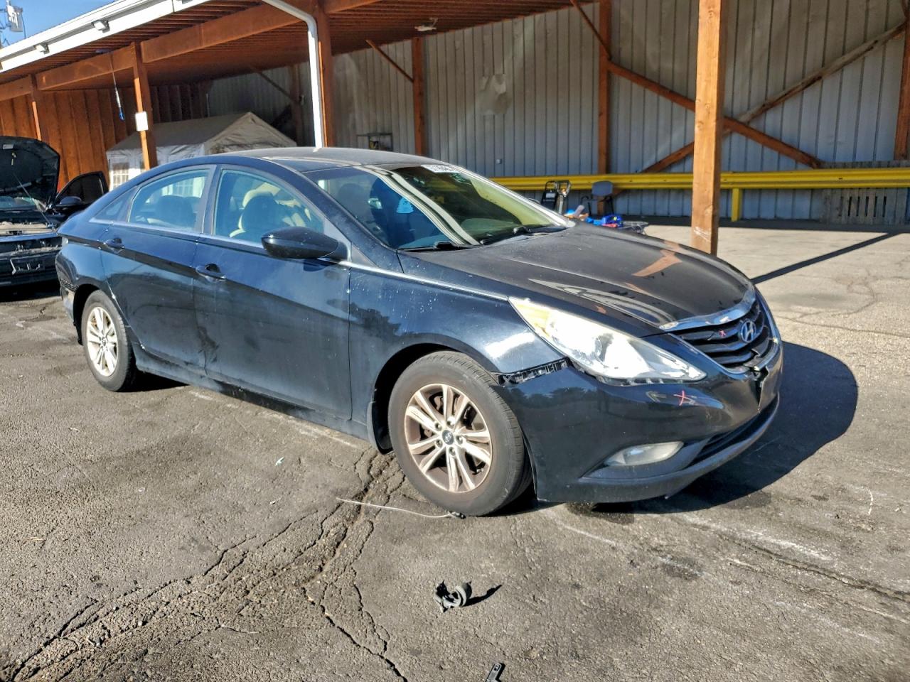 2013 HYUNDAI SONATA GLS photo 4