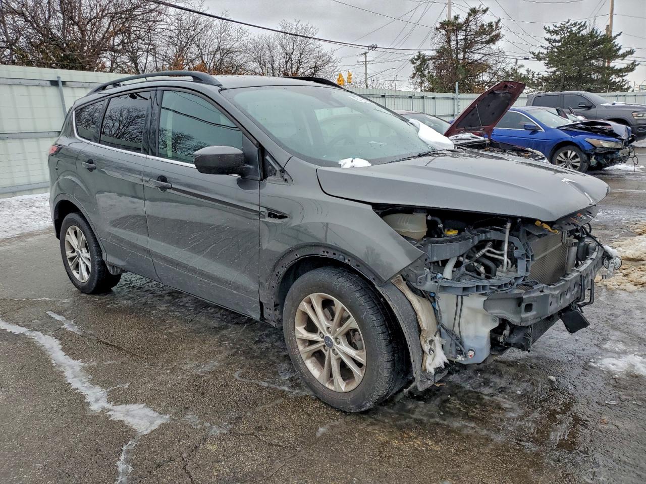 2018 FORD ESCAPE SE photo 4