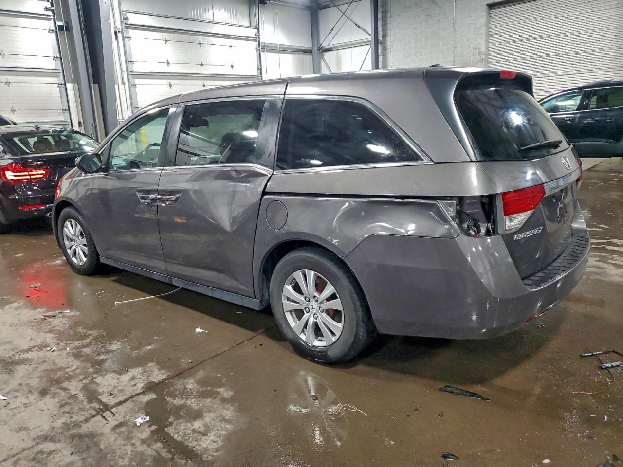 2016 HONDA ODYSSEY EXL photo 2