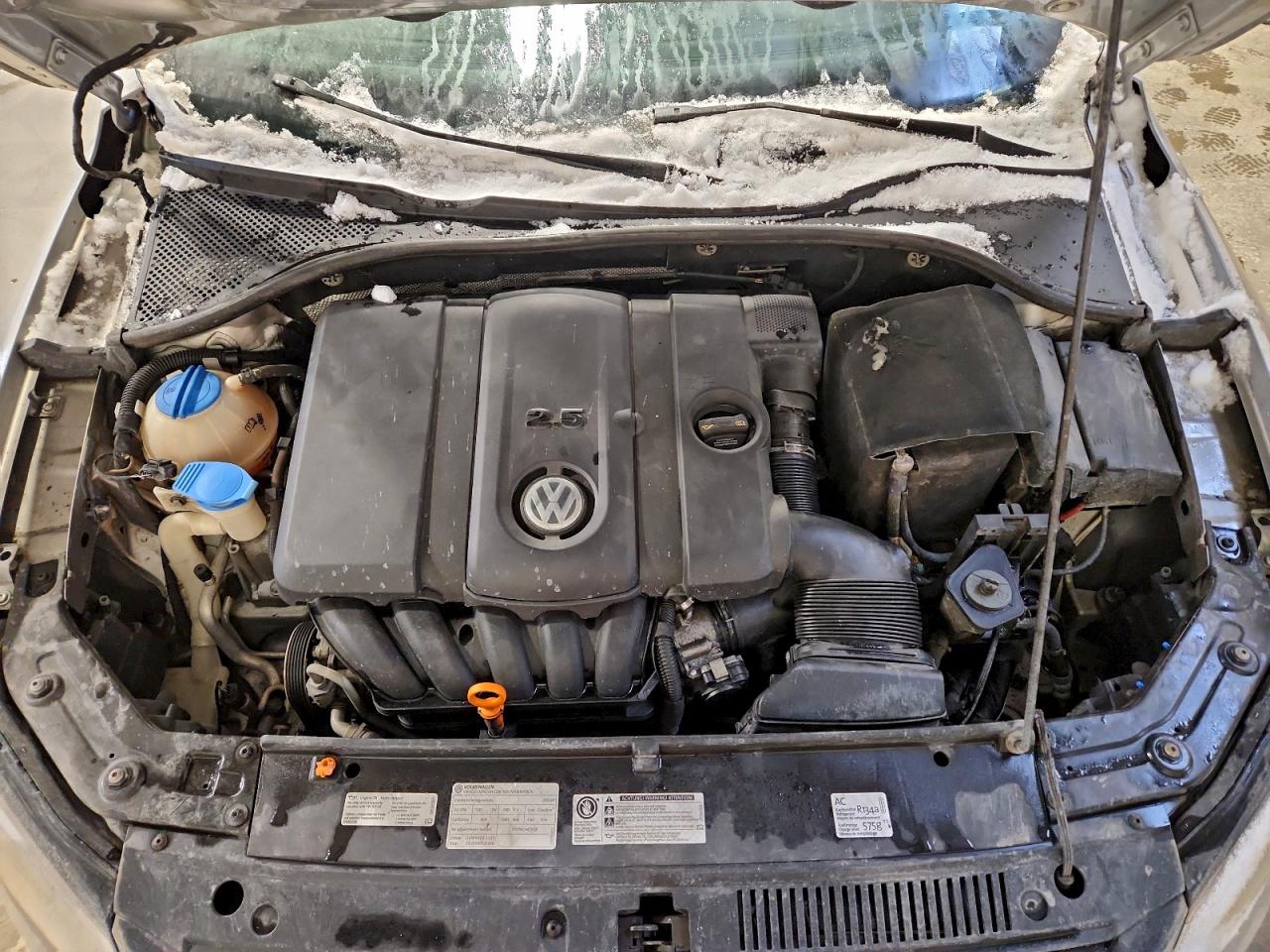 2012 VOLKSWAGEN PASSAT SEL photo 11