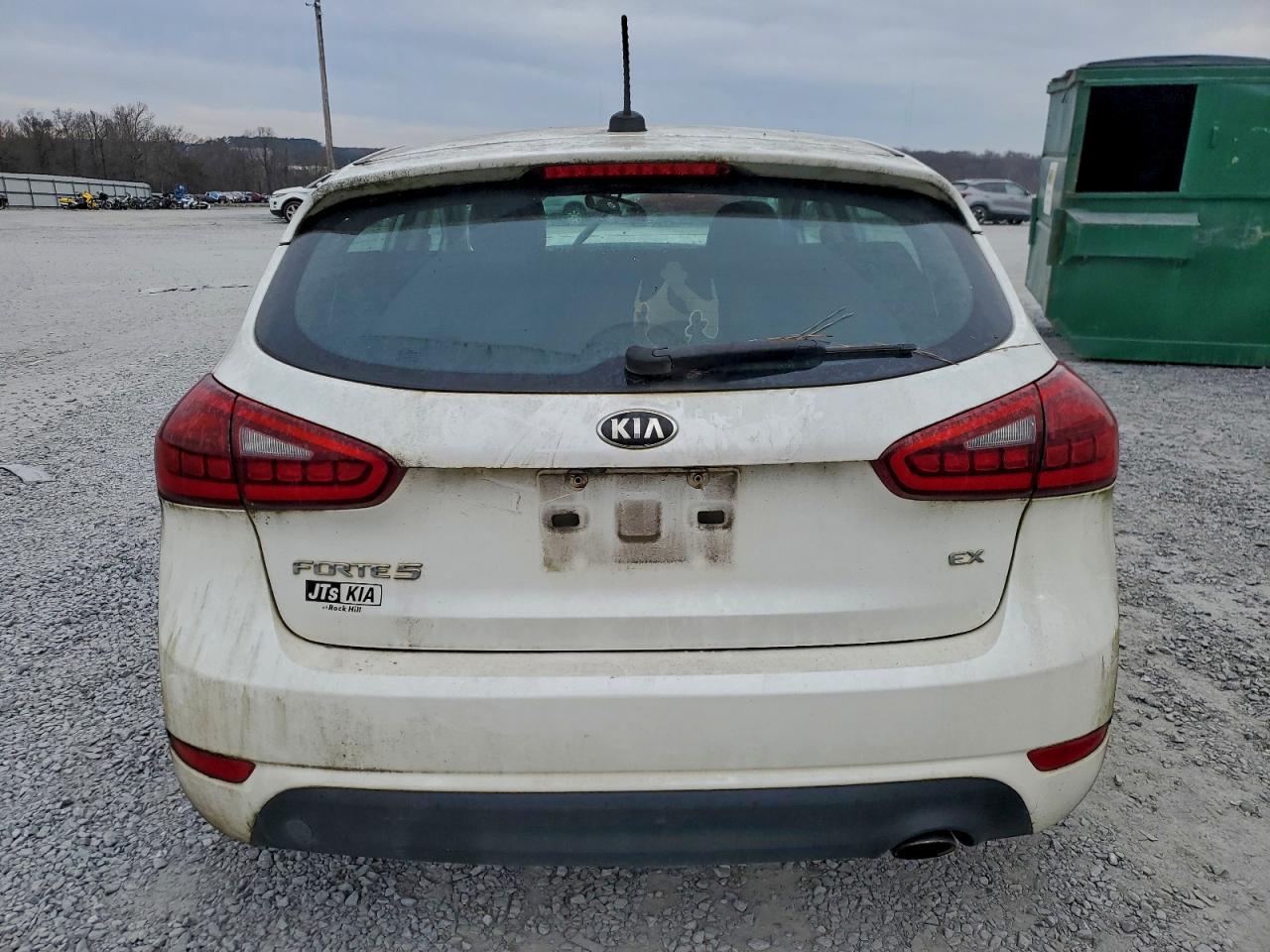 2017 KIA FORTE EX photo 6