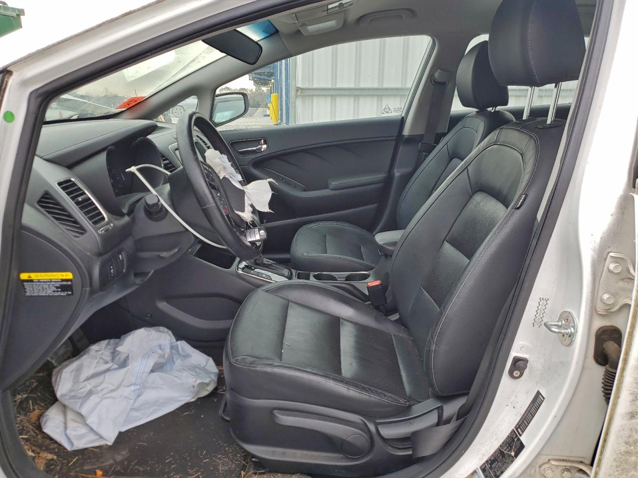 2017 KIA FORTE EX photo 7