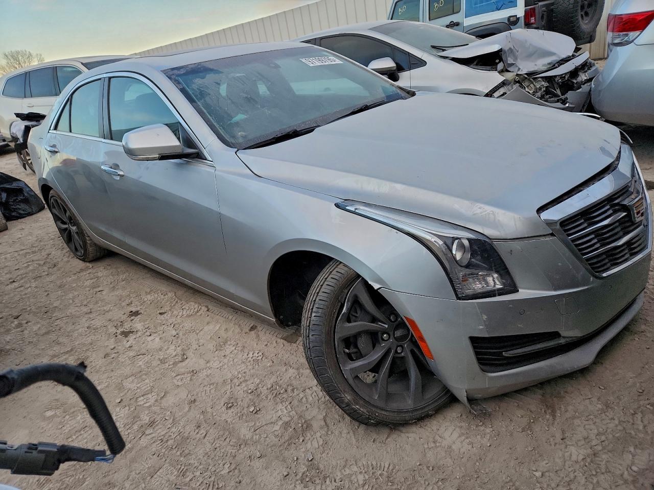 2018 CADILLAC ATS LUXURY photo 4