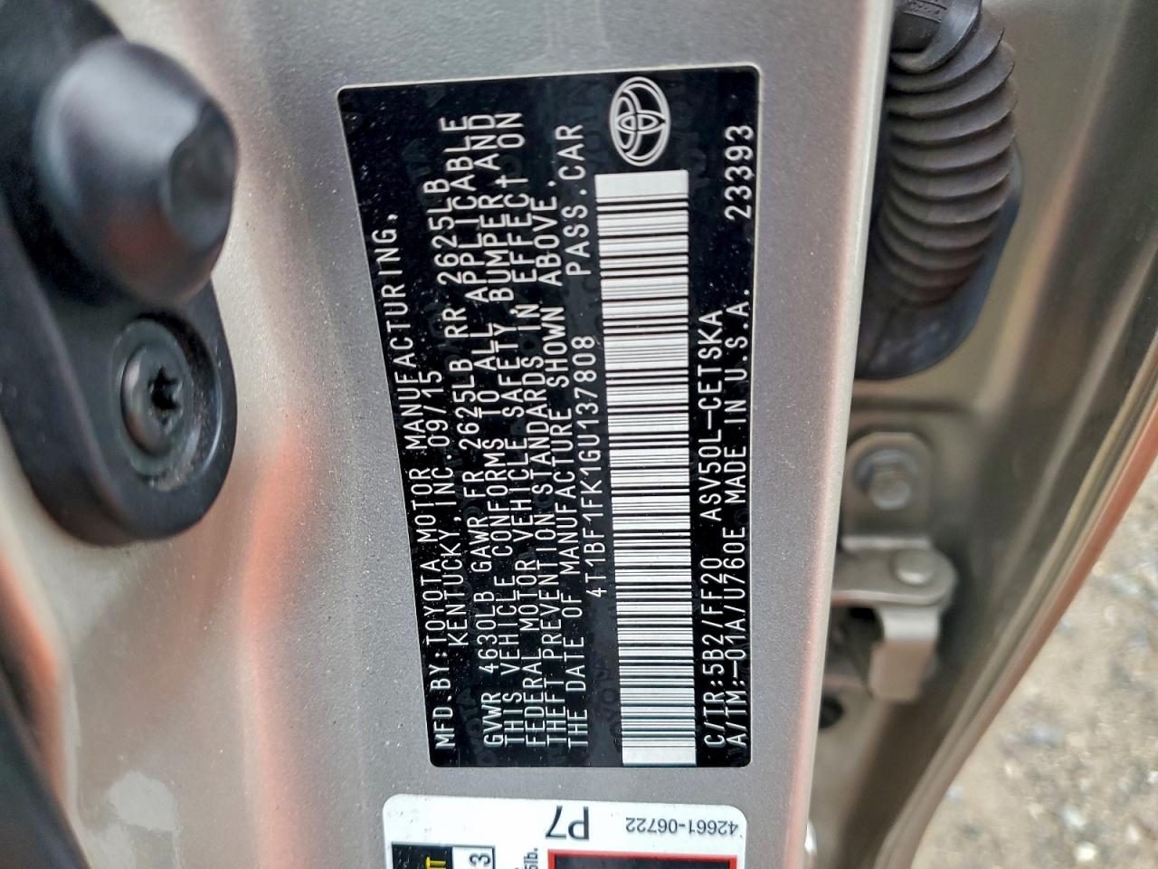 2016 TOYOTA CAMRY LE photo 13