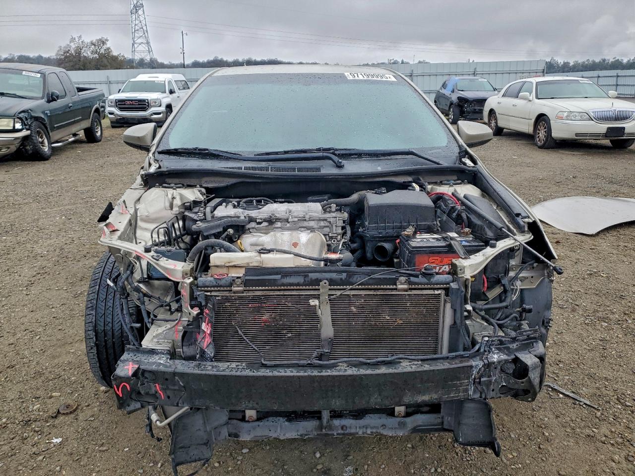 2016 TOYOTA CAMRY LE photo 5