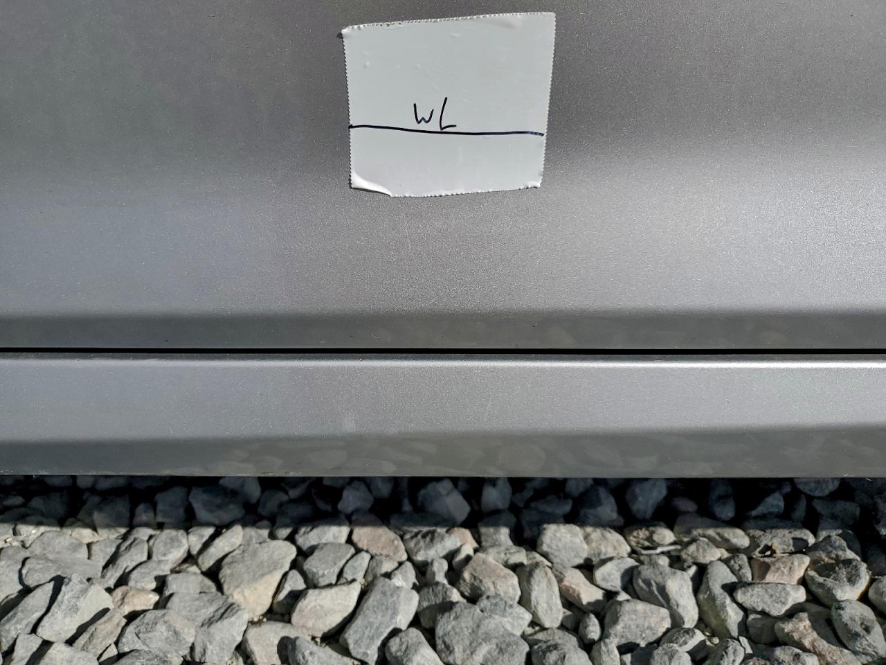 2014 TOYOTA CAMRY SE photo 12
