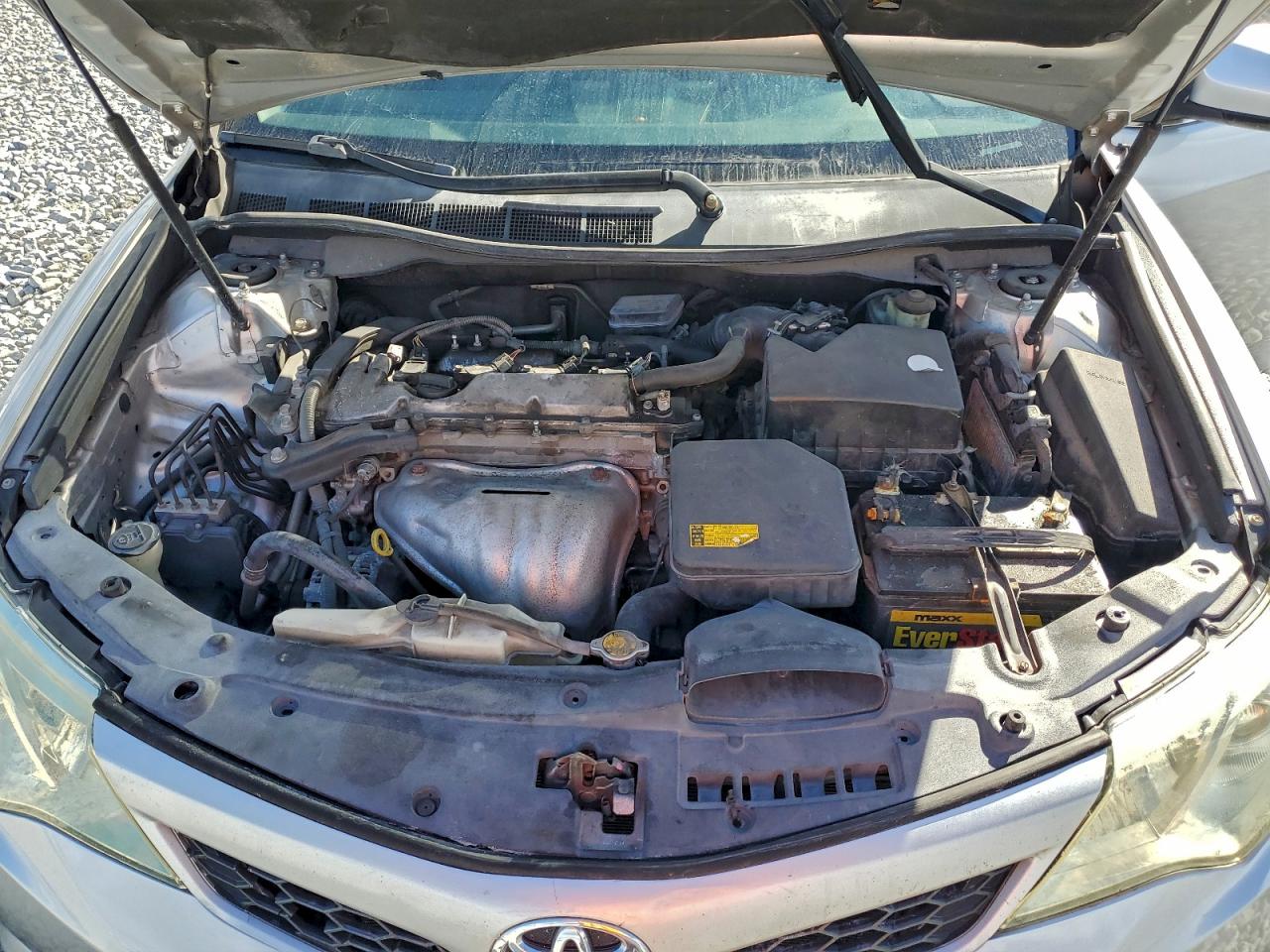 2014 TOYOTA CAMRY SE photo 11