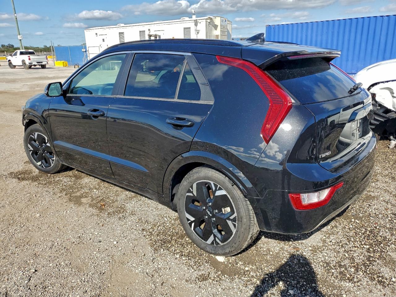 2024 KIA NIRO WIND photo 2
