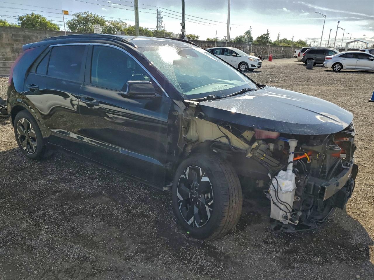 2024 KIA NIRO WIND photo 4