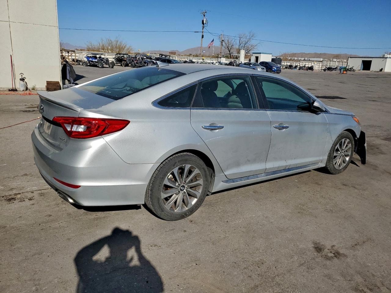 2016 HYUNDAI SONATA SPORT photo 3