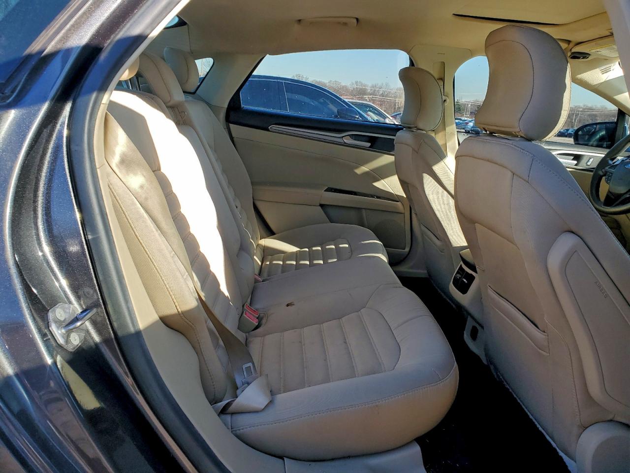 2015 FORD FUSION SE photo 10