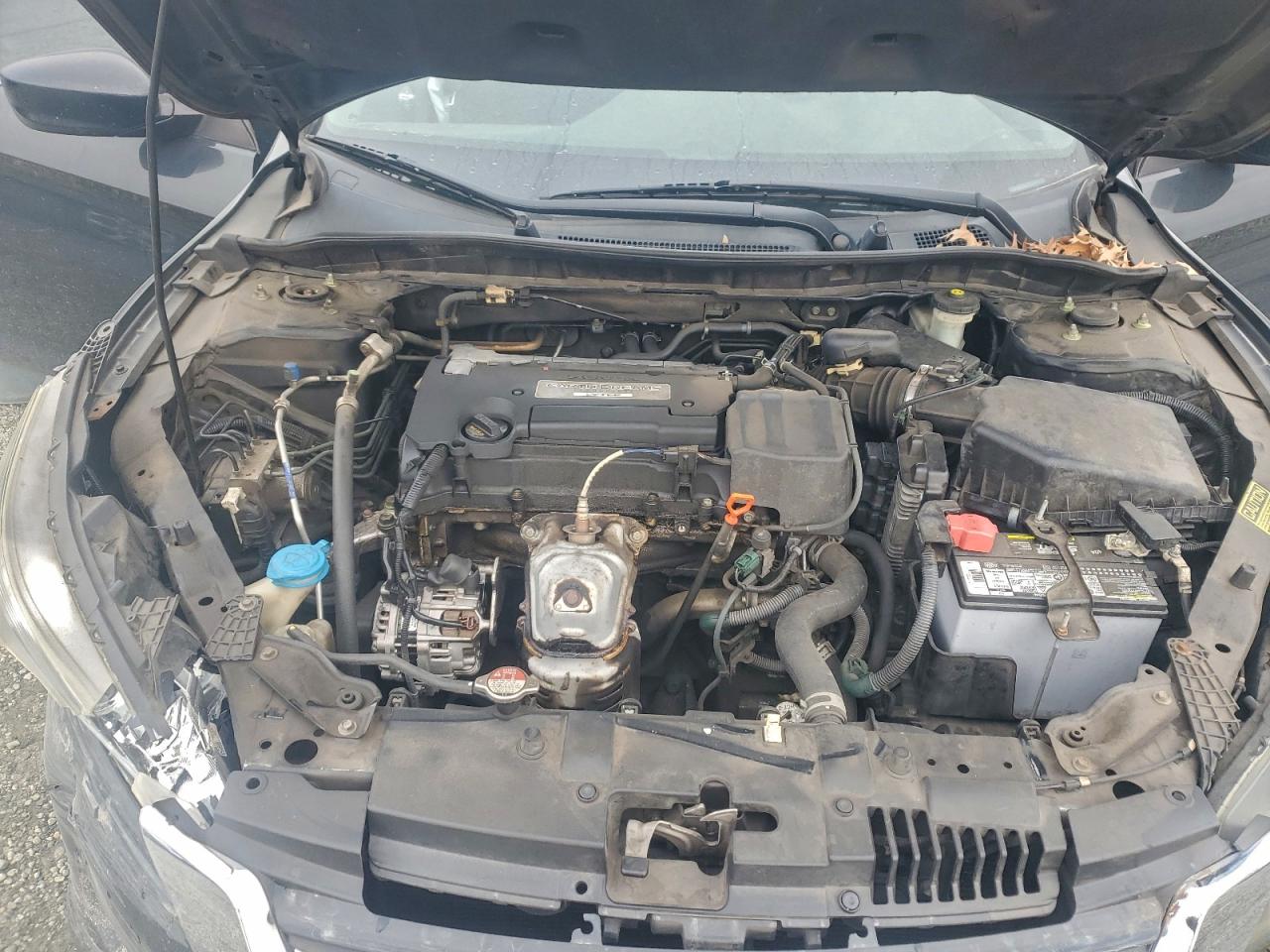 2015 HONDA ACCORD LX photo 11