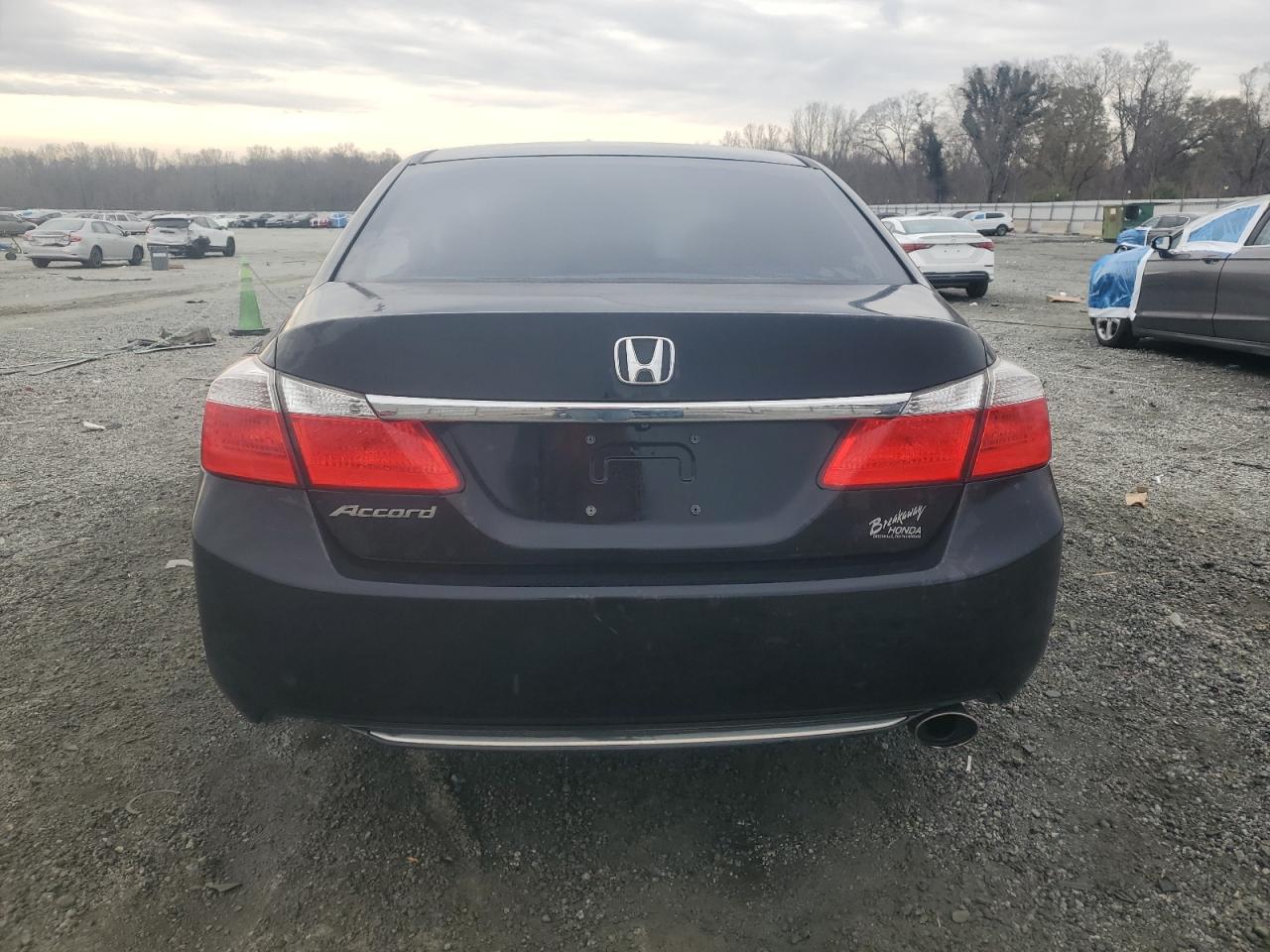 2015 HONDA ACCORD LX photo 6