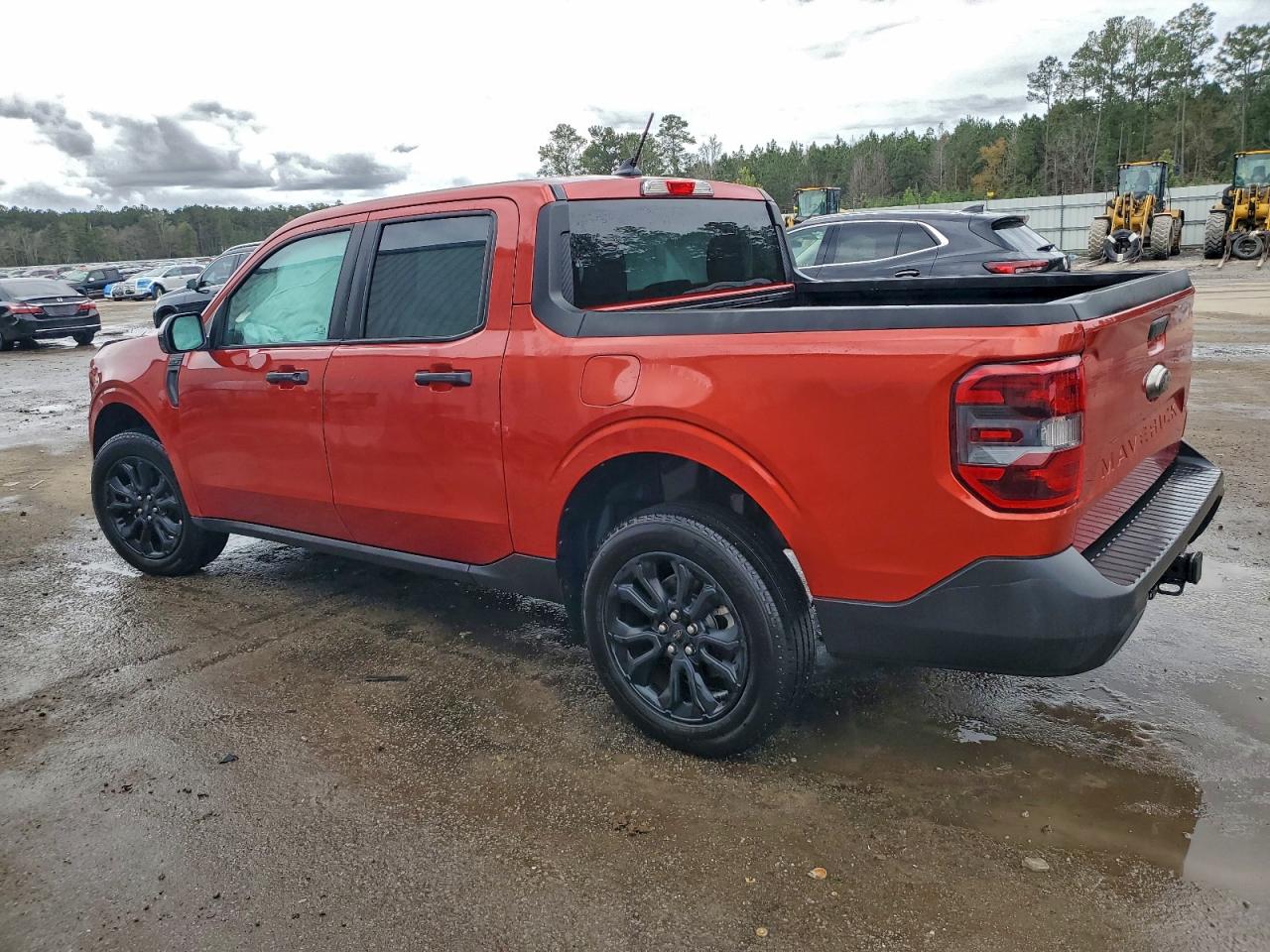 2024 FORD MAVERICK XLT photo 2