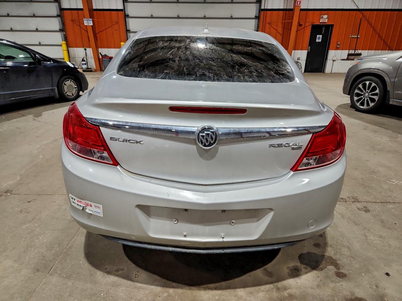 2011 BUICK REGAL CXL photo 6