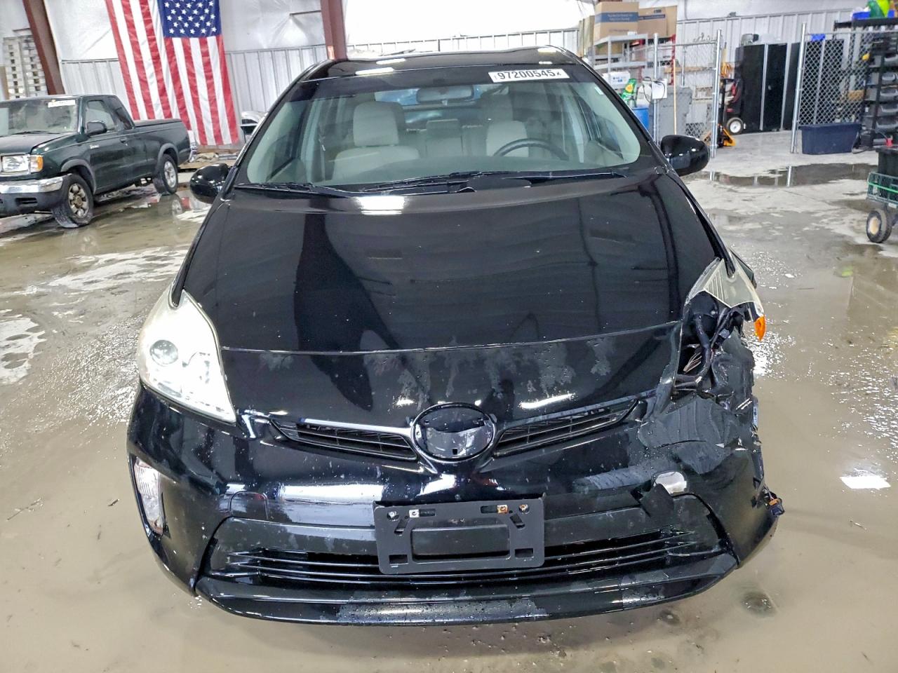 2014 TOYOTA PRIUS photo 5