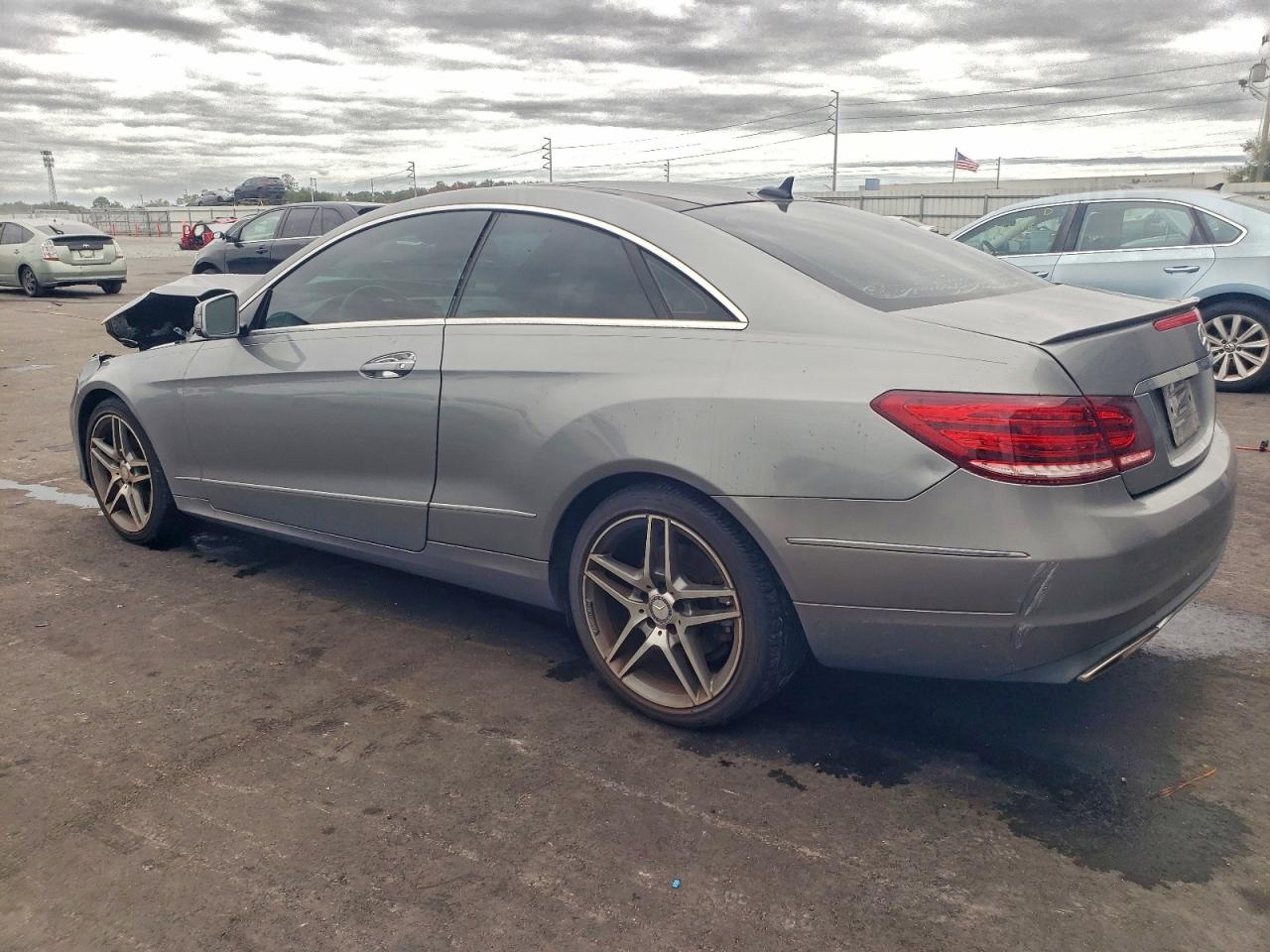 2014 MERCEDES-BENZ E 350 4MATIC photo 2