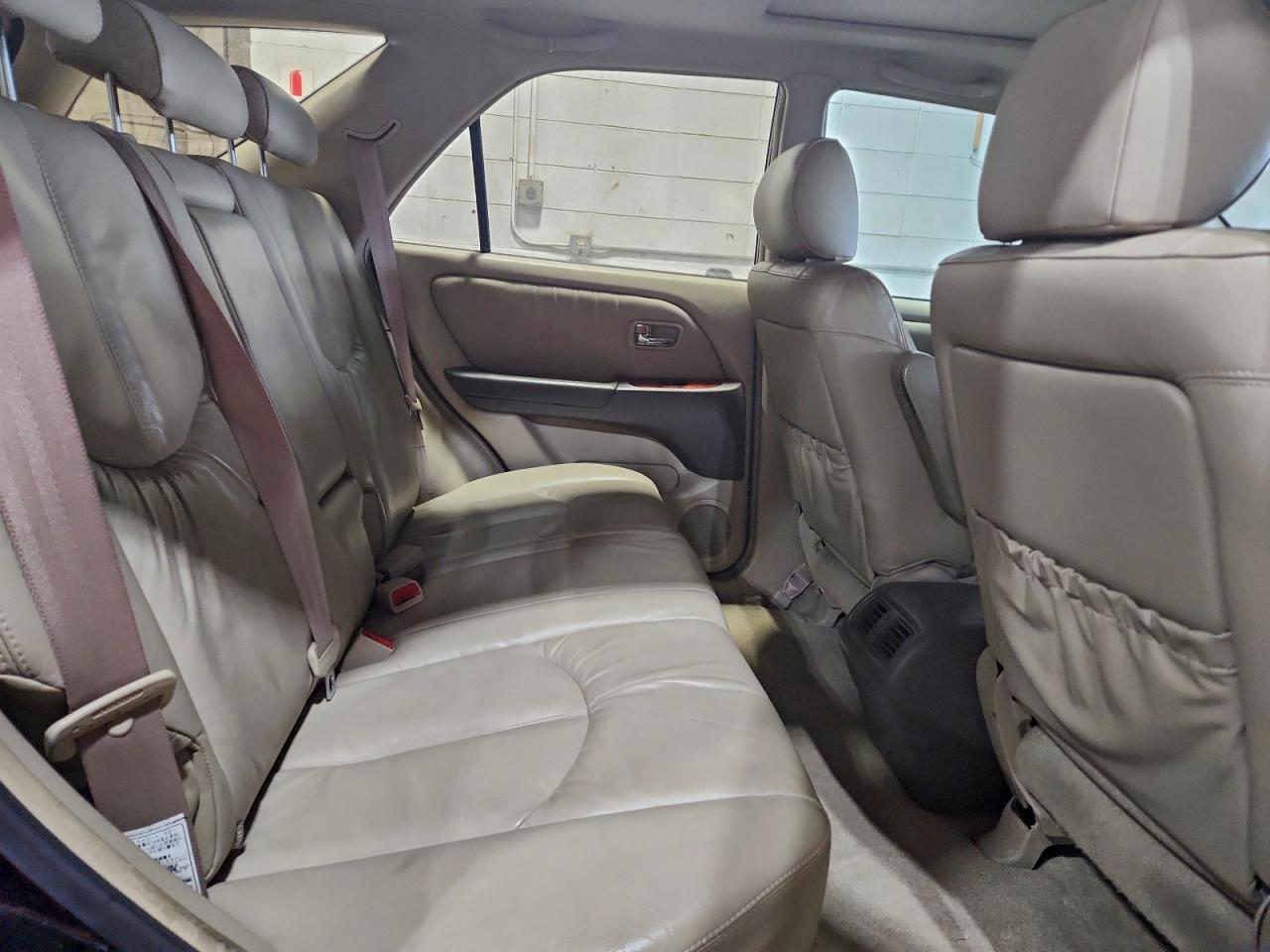 2002 LEXUS RX 300 photo 11