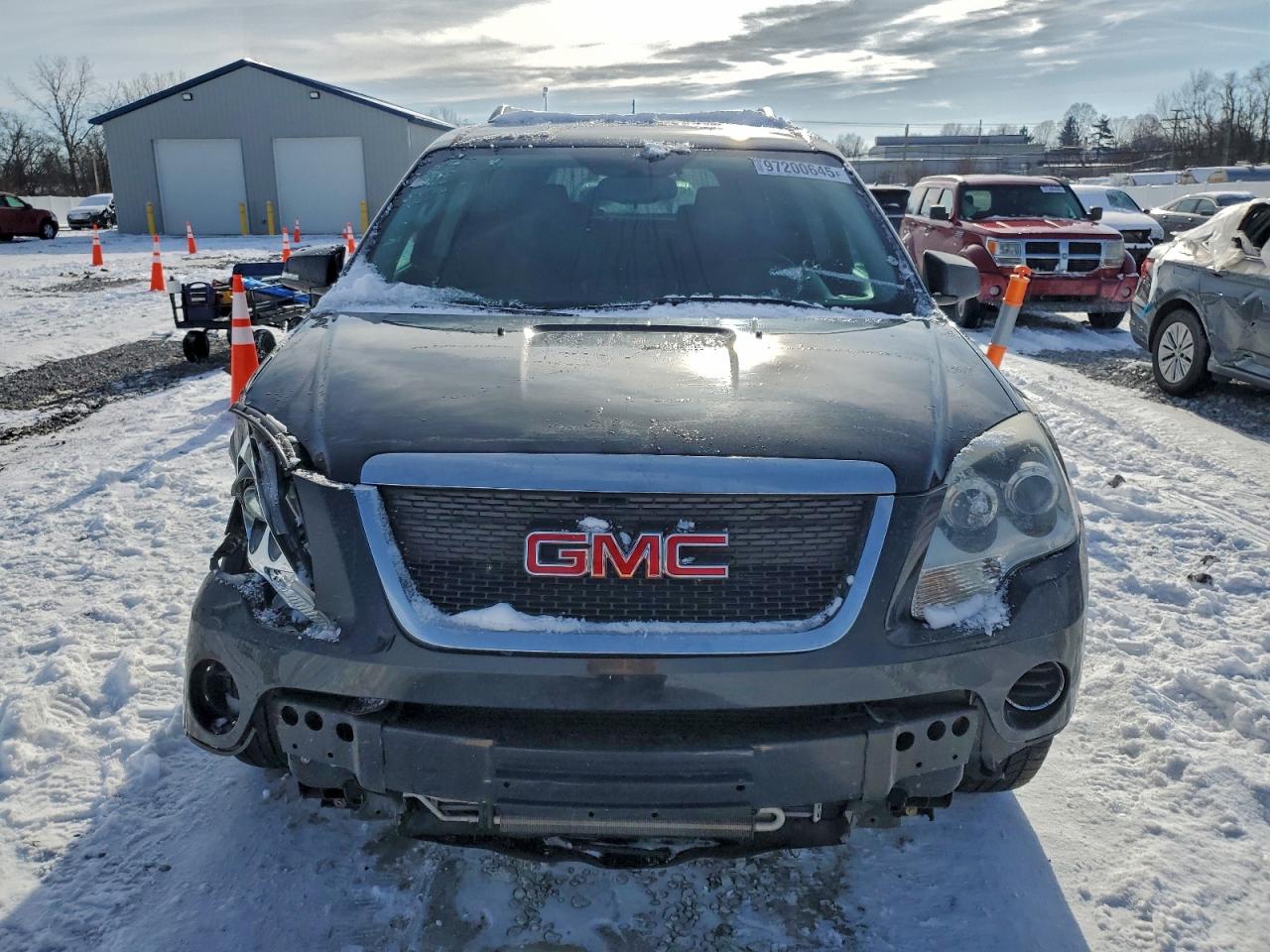 2011 GMC ACADIA SLE photo 5