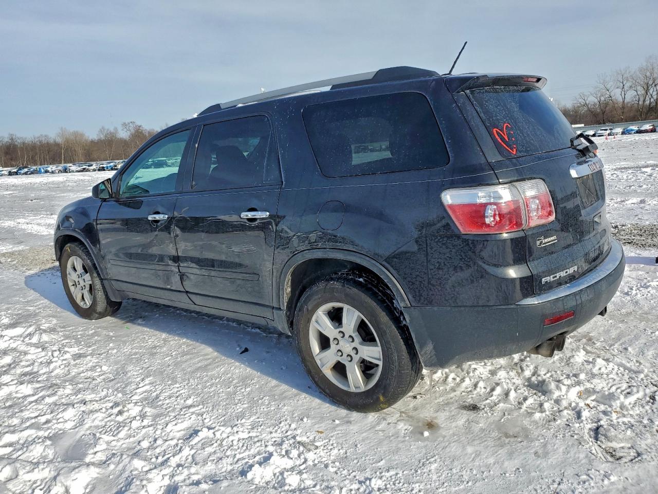 2011 GMC ACADIA SLE photo 2