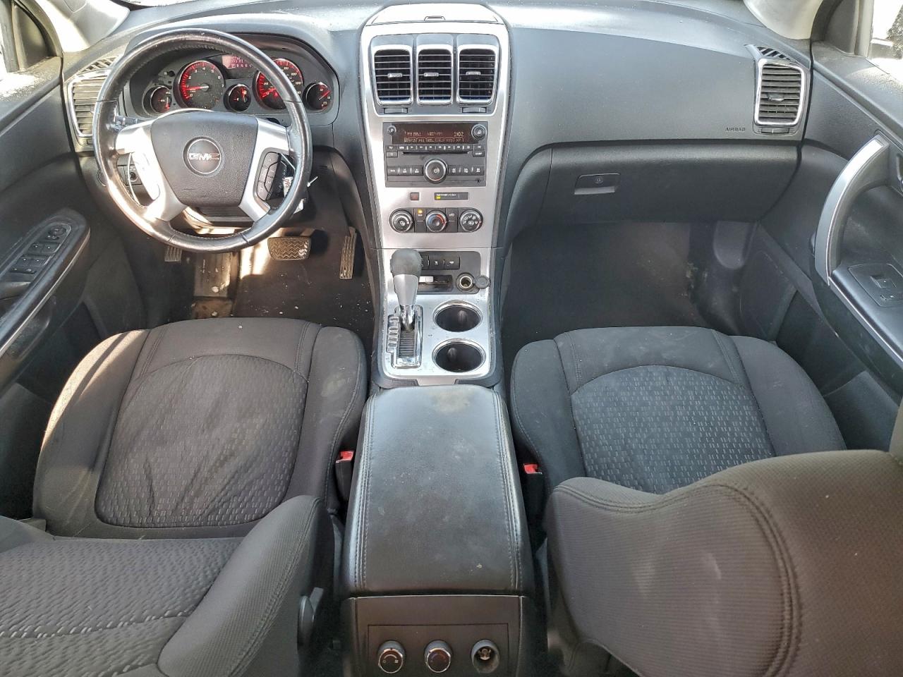 2011 GMC ACADIA SLE photo 8